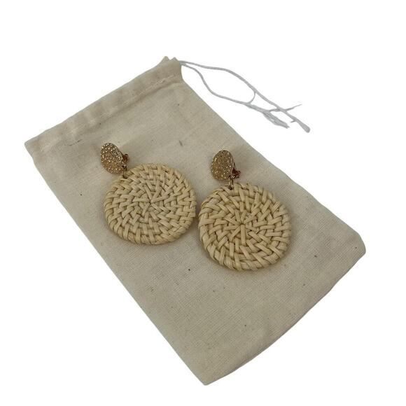 Rattan Earrings Basket Weave Raffia Hammered Gold Boho Vintage Inspired - Picture 3 of 5